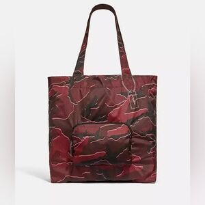 NWOT Wild Camo print packable tote, rare!